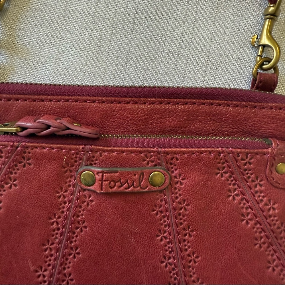FOSSIL VINTAGE Red SANGRIA Leather Crossbody Bag Casual Vacation Travel - Picture 8 of 8